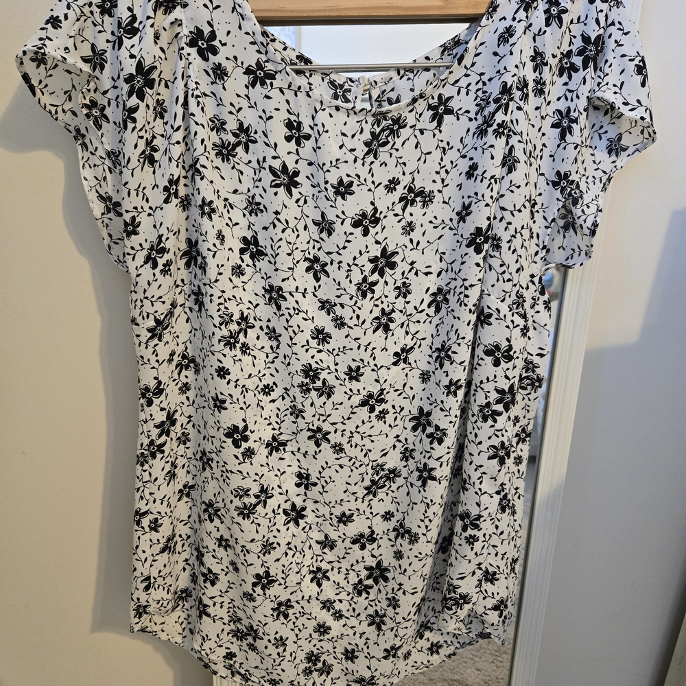 T.J.Maxx Black and White Floral Blouse
